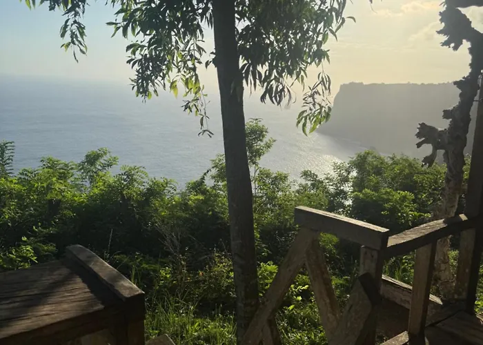 Waterfall Sunset & Nature Campo de lujo Pulau Batulumbung